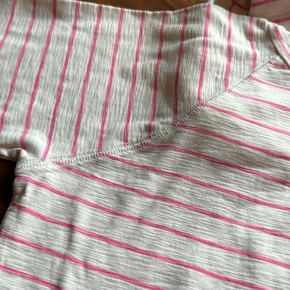 Southern Tide Oversized Hooded Shirt Women Size Small, White with Pink Stripes - Picture 10 of 11